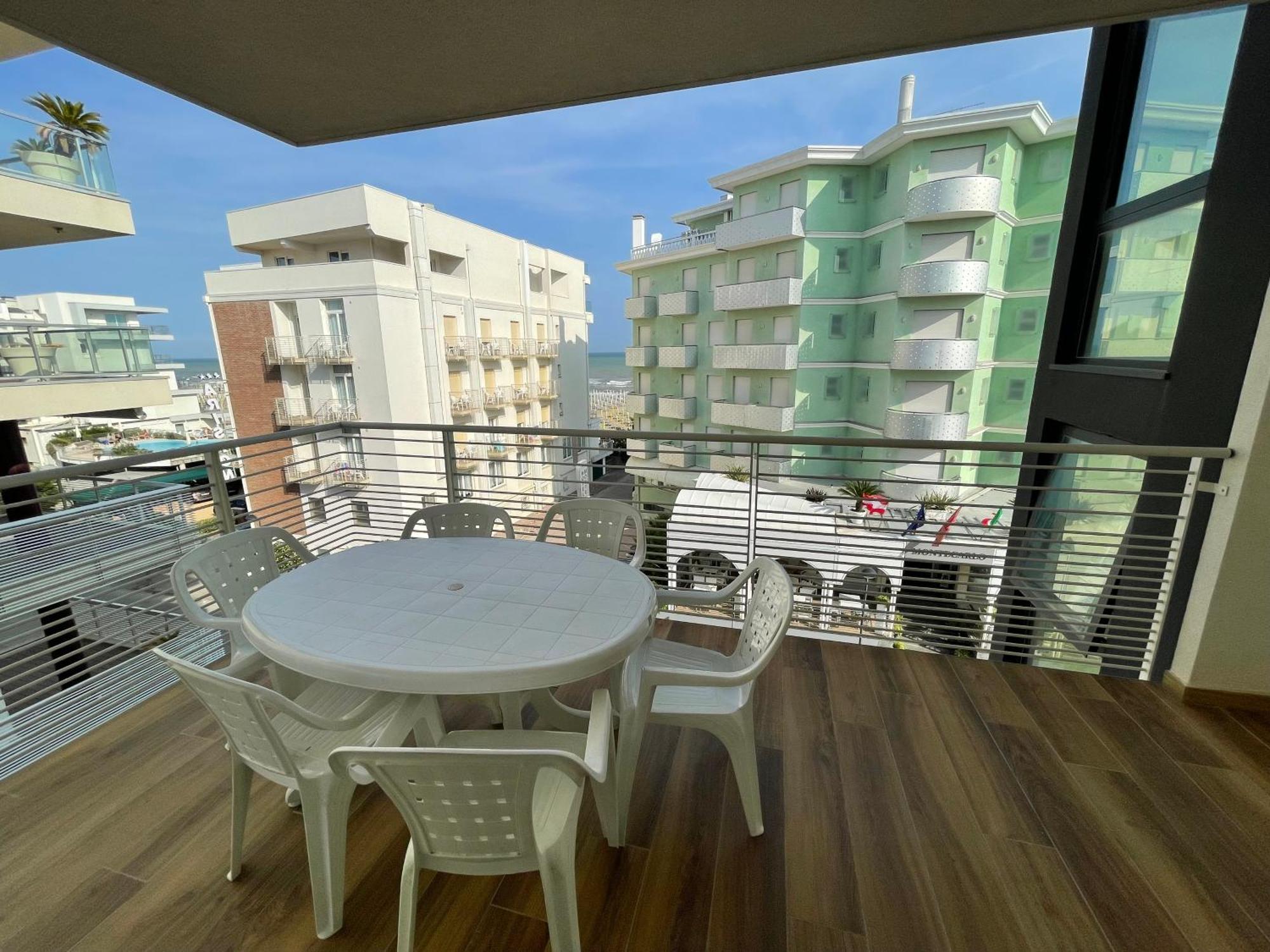 Marina Dream Beach Apartments With Sea View Terrace - Agenzia Cocal Caorle Esterno foto